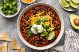 High-Protein Beef and Black Bean Chili: 42g Protein Per Serving