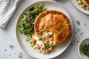 High-Protein Chicken Pot Pie: 38g Protein Per Serving