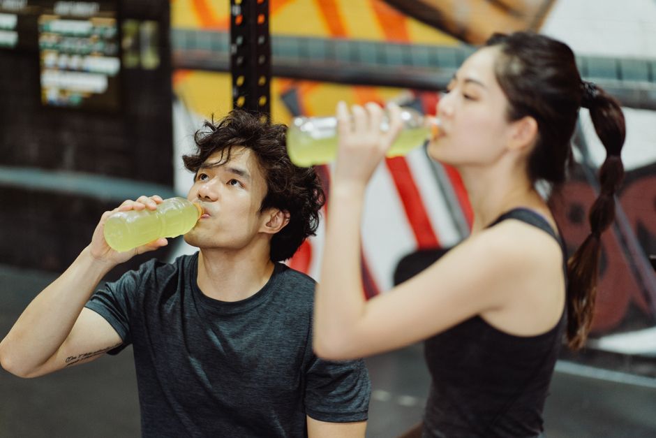 LMNT vs Liquid IV for GLP-1 Users and Active Men: Which Electrolyte Drink Actually Works?